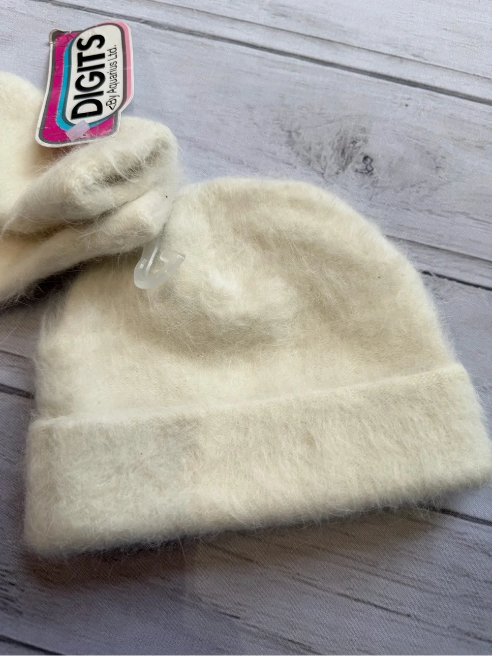 Vintage deadstock angora blend ivory cream infant cuffed hat & thumbless mittens